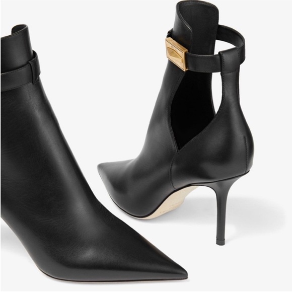 New Jimmy CHOO Nell Ankle Boot 85 Black Calf
Leather Ankle Boots $1,395 41 - Picture 2 of 16